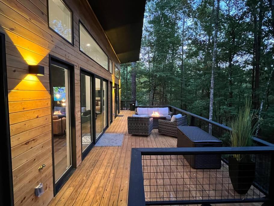 Modern Mountain Getaway With Hot Tub, Fire Pit Villa Sautee Nacoochee Ngoại thất bức ảnh